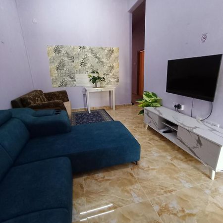 Homestay Lestari Klia Sepang Dış mekan fotoğraf
