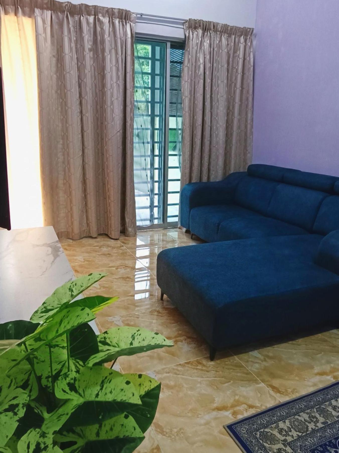 Homestay Lestari Klia Sepang Dış mekan fotoğraf