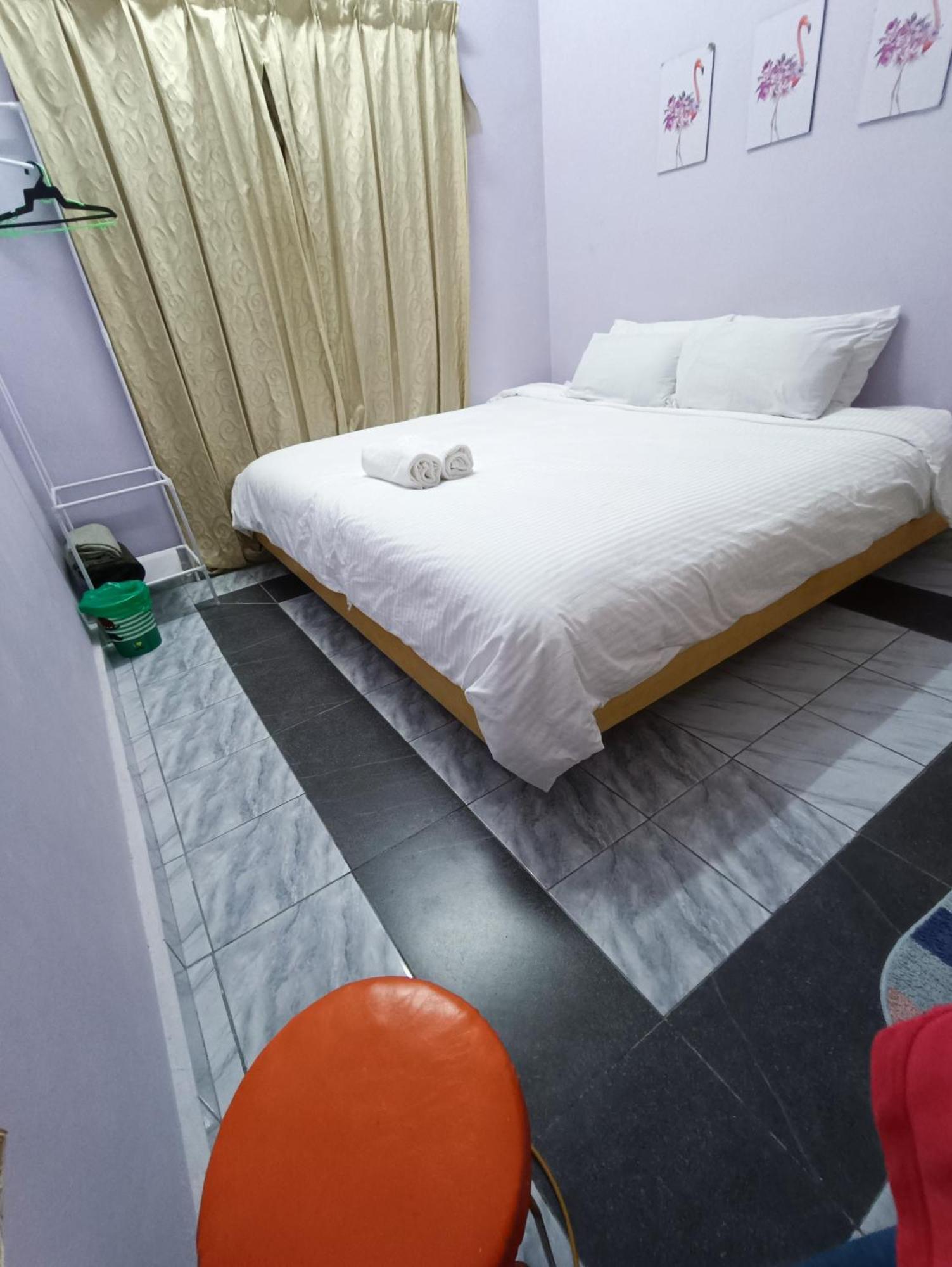 Homestay Lestari Klia Sepang Dış mekan fotoğraf