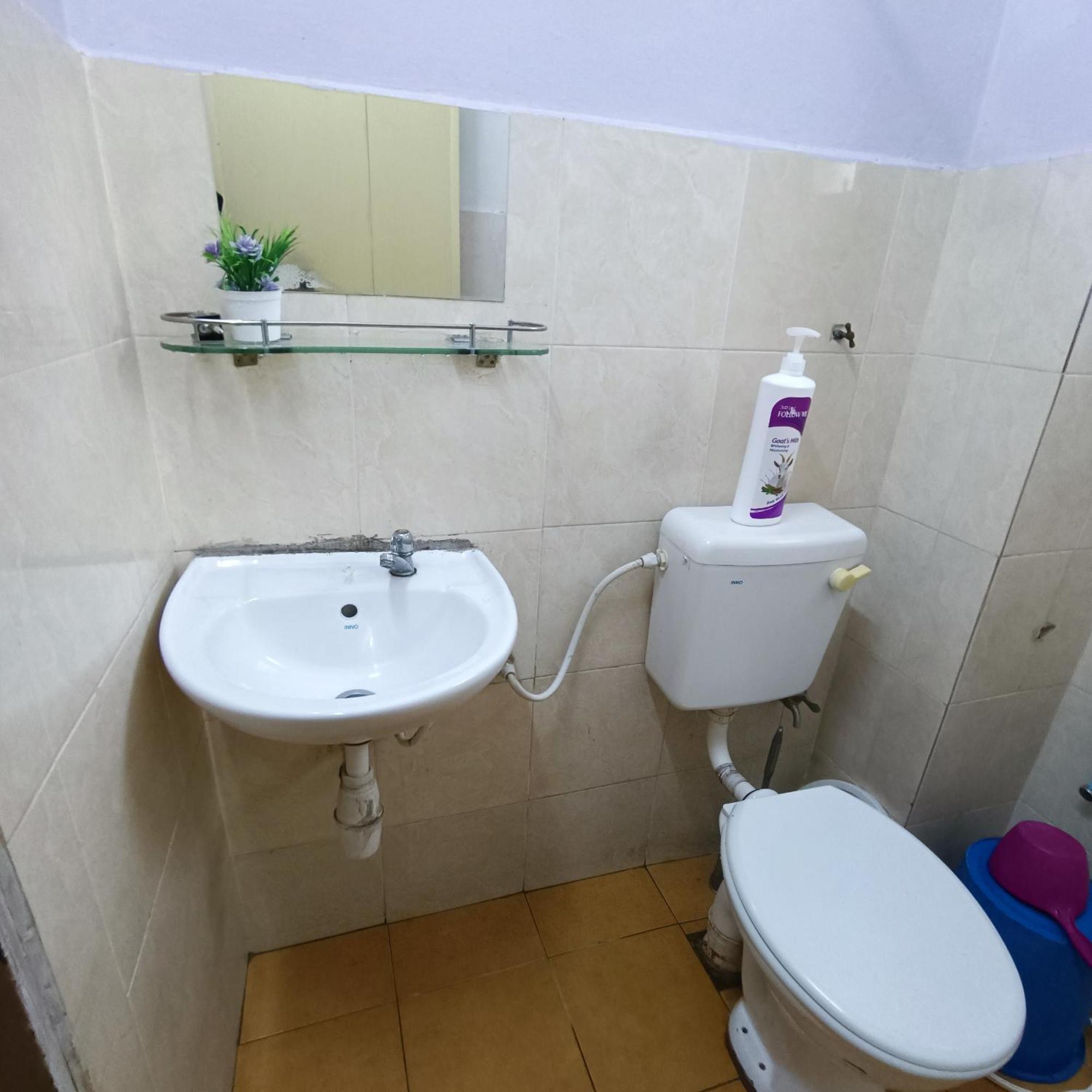 Homestay Lestari Klia Sepang Dış mekan fotoğraf